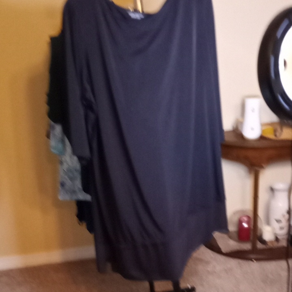 Susan Graver Black Tunic